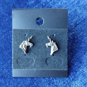 Unicorn Stud Earrings magical mythical beasts 0.5" silver metal pewter NOS